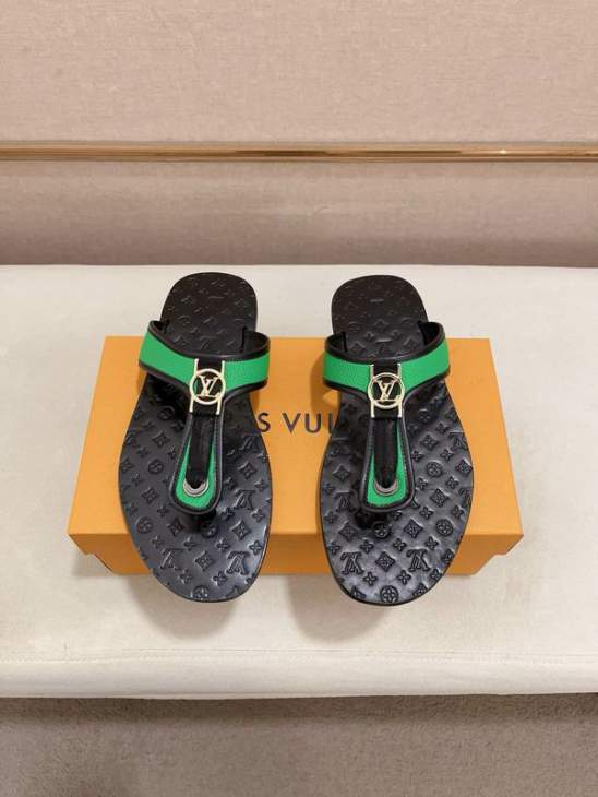 Picture of Louis Vuitton Slippers _SKULVsz38-45hnh0725918